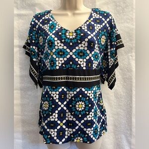 Style & Company Blue and White Graphic Flutter Sleeve tunic Blouse Sz-PM.  M14